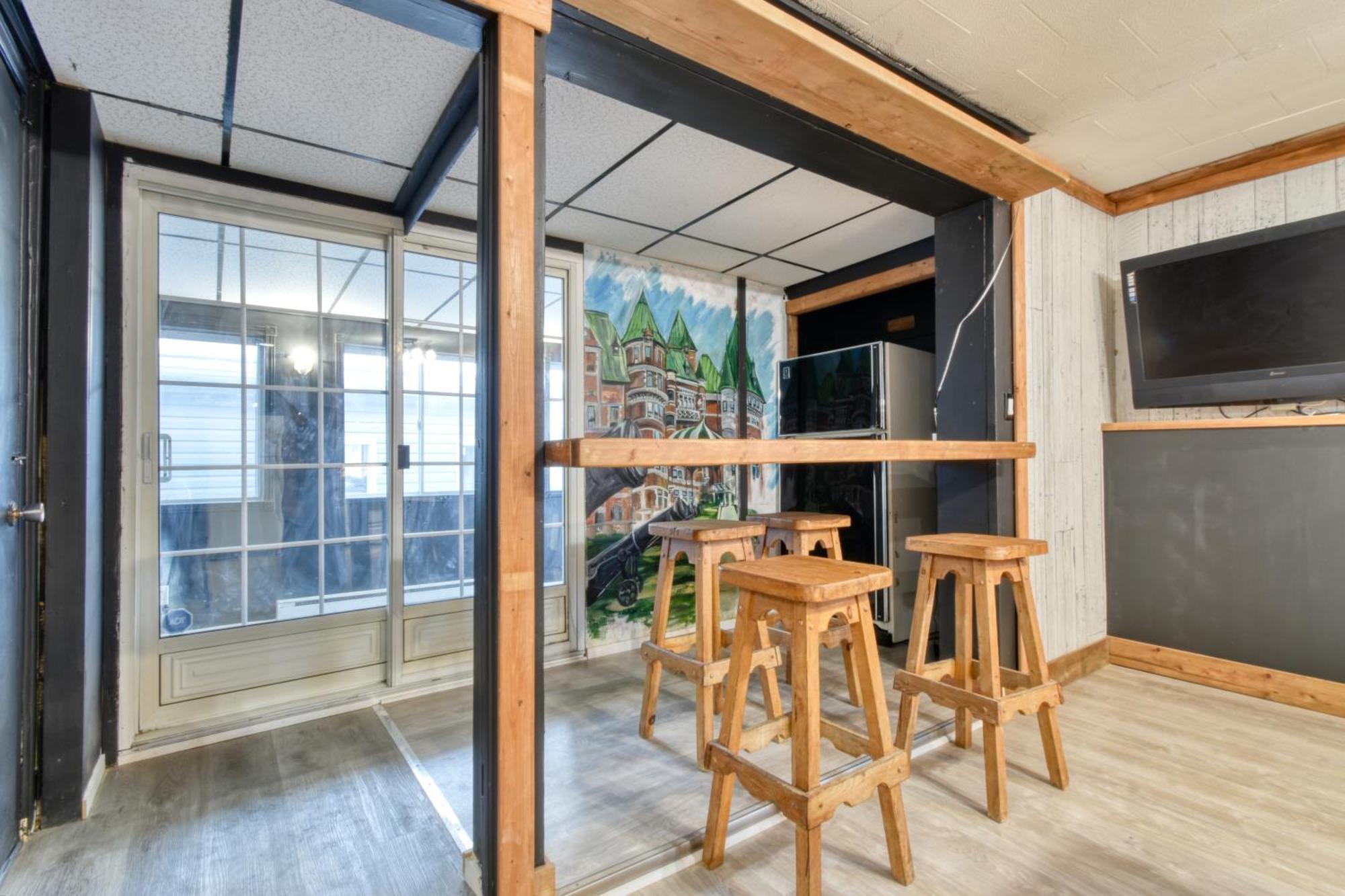 The International House Bed & Breakfast 2*